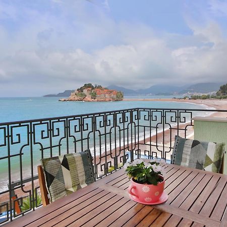 Montesan Beach Apartments Sveti Stefan Eksteriør bilde