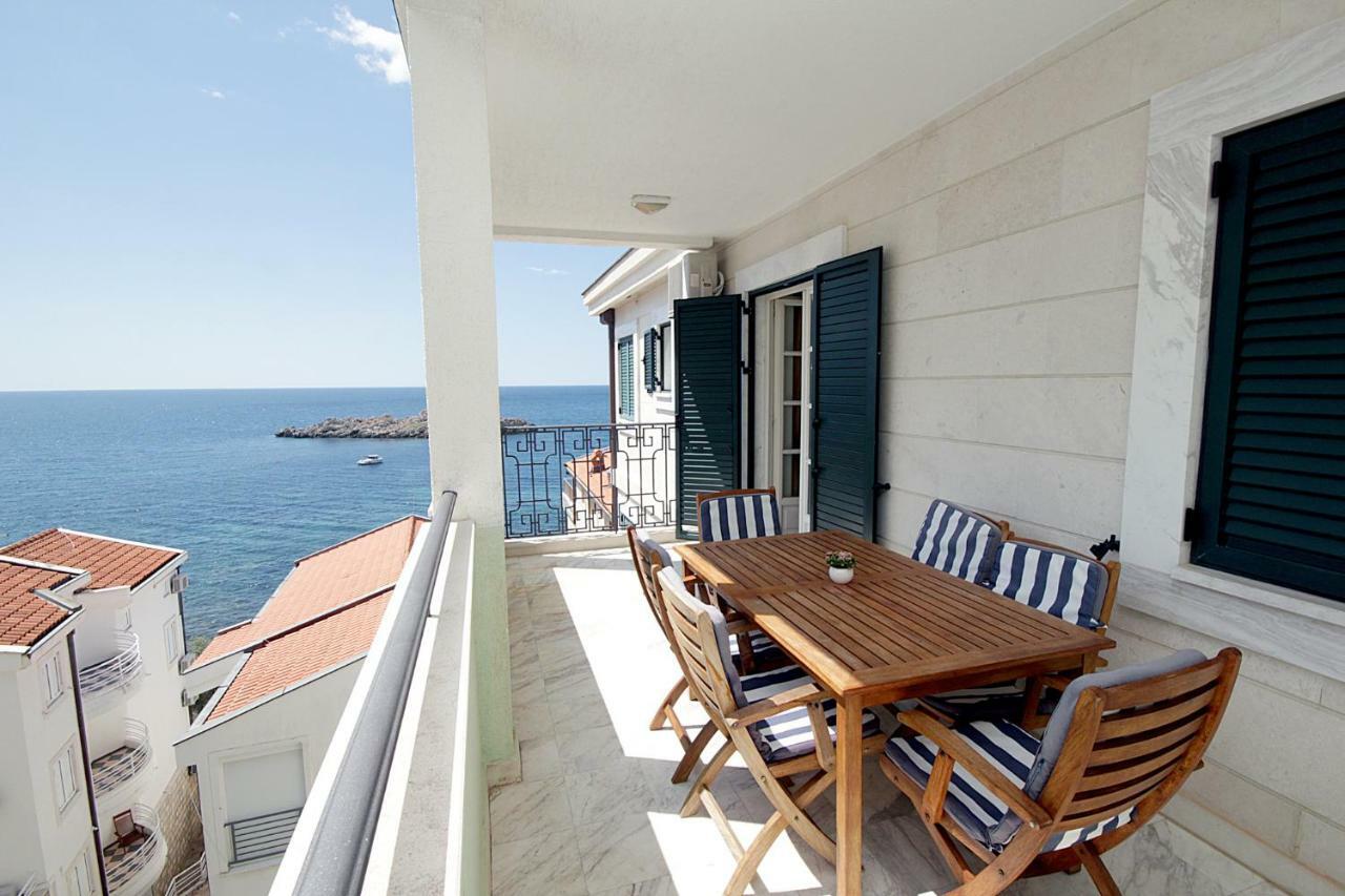 Montesan Beach Apartments Sveti Stefan Eksteriør bilde